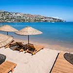 Mare Alba Couette-café 3*