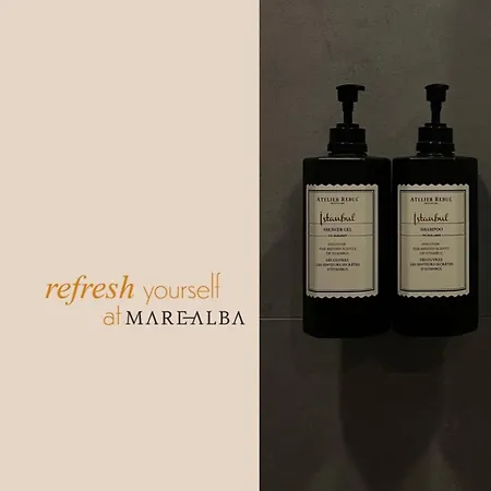 Couette-café Mare Alba 3*